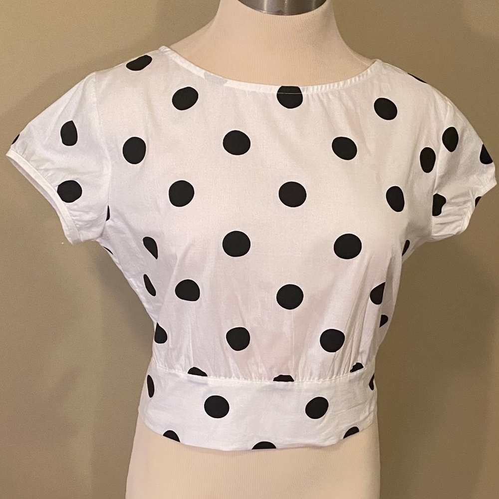 NWT! Polka dot tie back top | Size L